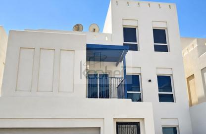 Villa - 6 - 6 for sale in Deerat Al Oyoun - Diyar Al Muharraq - Muharraq Governorate