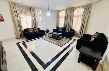 Apartment - 3 Bedrooms - 3 Bathrooms for rent in Al Juffair - Capital Governorate