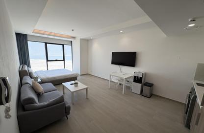Apartment - Studio - 1 Bathroom for rent in Al Juffair - Capital Governorate