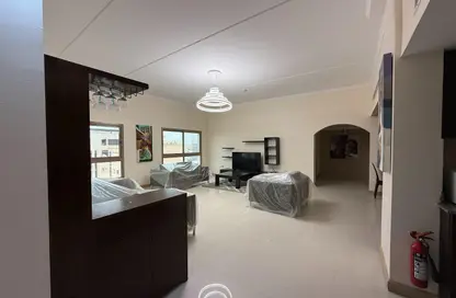 Apartment - 2 Bedrooms - 3 Bathrooms for rent in Mahooz - Manama - Capital Governorate