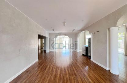 Villa - 7 - 7+ for rent in Saar - Northern Governorate