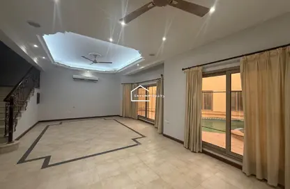 Villa - 3 Bedrooms - 3 Bathrooms for rent in Hidd - Muharraq Governorate
