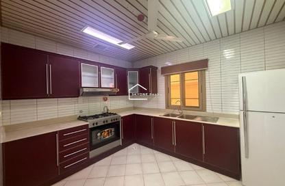 Villa - 3 - 3 for rent in Hidd - Muharraq Governorate