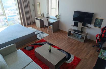 Apartment - Studio - 1 Bathroom for rent in Sanabis - Manama - Capital Governorate