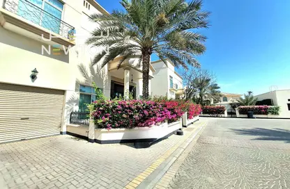 Villa - 5 Bedrooms - 7 Bathrooms for rent in Jannusan - Northern Governorate