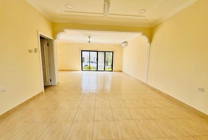 998721 - Property Main Image