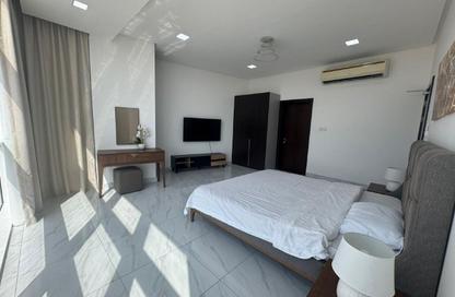 Apartment - 2 Bedrooms - 2 Bathrooms for rent in Al Juffair - Capital Governorate