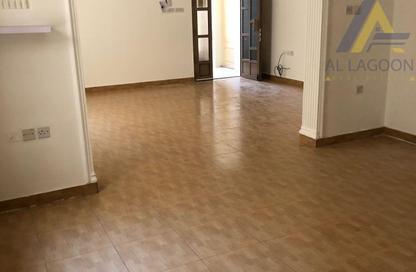 Villa - 4 - 6 for sale in Bu Kowarah - Riffa - Southern Governorate Villa - 4 - 6 for sale in Bu Kowarah - Riffa - Southern Governorate