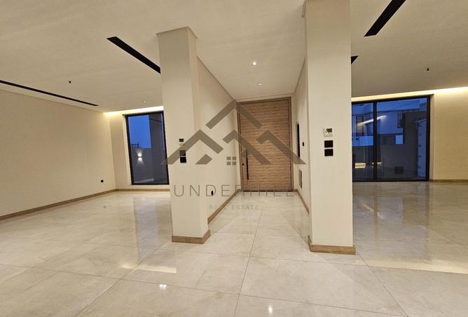 1002267 - Property Image 2