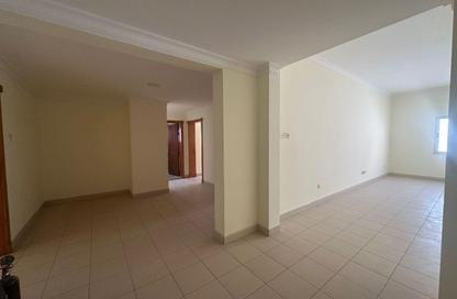 Office Space - 2 Bedrooms - 2 Bathrooms for rent in Al Burhama - Manama - Capital Governorate