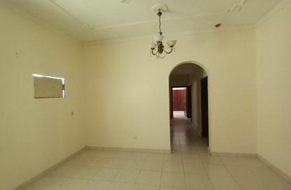 Apartment - 2 Bedrooms - 2 Bathrooms for rent in Diraz - Northern Governorate