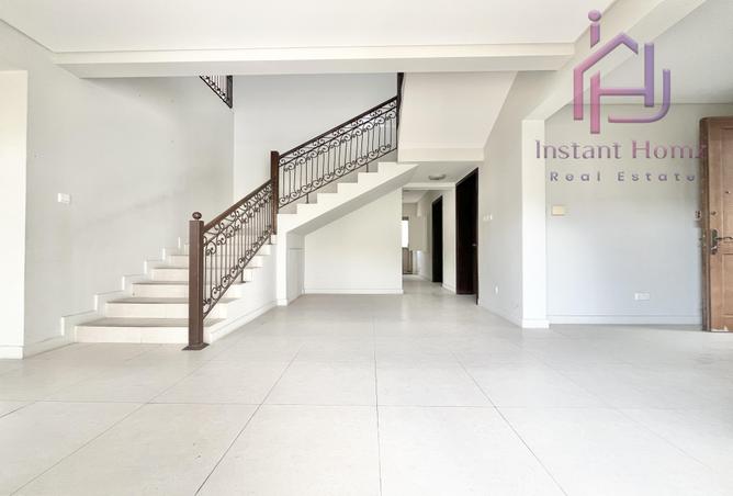 56240016 - Property Image 2