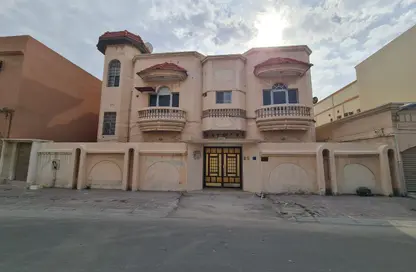 Villa - 5 Bathrooms for sale in Sanad - Central Governorate