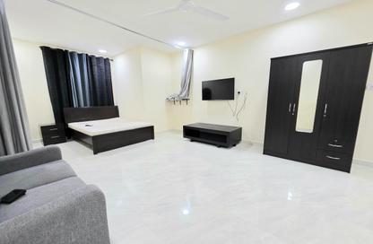 Apartment - Studio - 1 for rent in Zinj - Manama - Capital Governorate