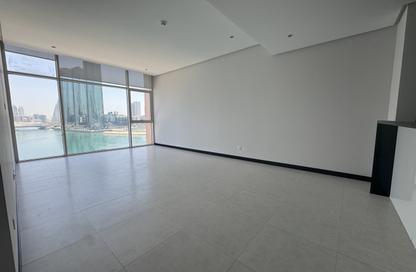 Apartment - 2 Bedrooms - 3 Bathrooms for rent in Reef Island - Capital Governorate