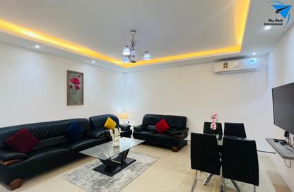 Apartment - 2 Bedrooms - 2 Bathrooms for rent in Busaiteen - Muharraq Governorate