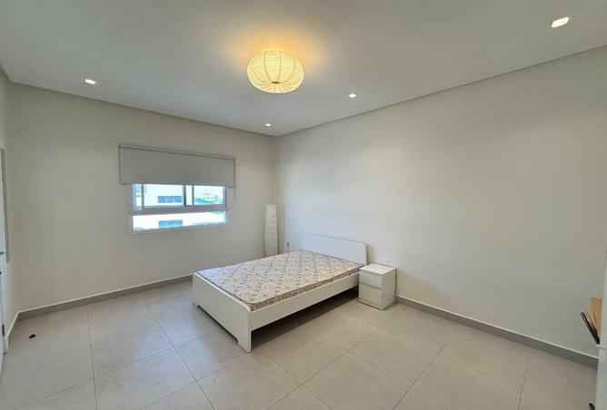 998003 - Property Image 3