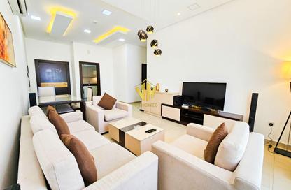 Apartment - 2 Bedrooms - 2 Bathrooms for rent in Mahooz - Manama - Capital Governorate
