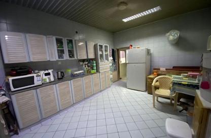 عمارة بالكامل - استوديو - 8 حمامات للبيع في بوري - المحافظة الشمالية