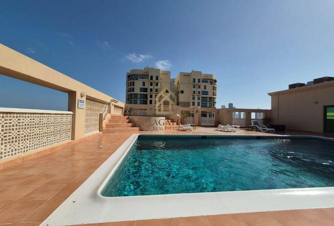 987100 - Property Image 3