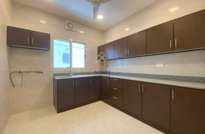 Apartment - 2 Bedrooms - 2 Bathrooms for rent in Um Al Hasam - Manama - Capital Governorate