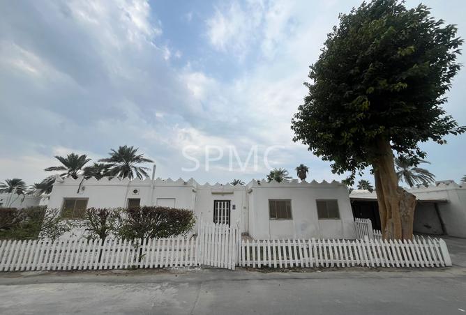 985326 - Property Main Image