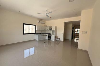 Apartment - 2 Bedrooms - 2 Bathrooms for rent in Janabiya - Northern Governorate