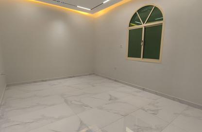 Villa - 5 - 4 for sale in Eker - Central Governorate