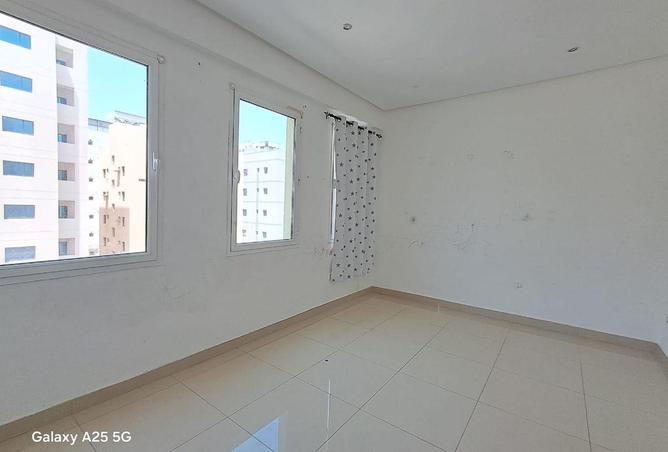 53112929 - Property Image 2