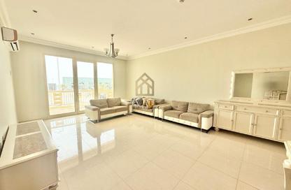 Apartment - 3 Bedrooms - 4 Bathrooms for rent in Galali - Muharraq Governorate