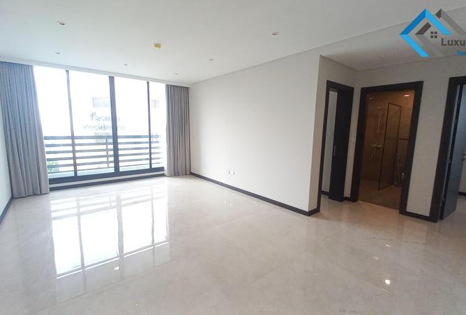 52327411 - Property Main Image