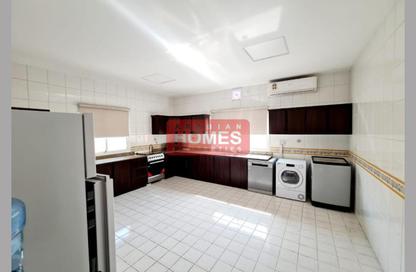 Villa - 4 - 4 for rent in Al Juffair - Capital Governorate