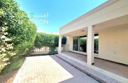 Villa - 4 Bedrooms - 3 Bathrooms for rent in Janabiya - Northern Governorate