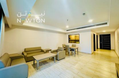 Apartment - 2 Bedrooms - 3 Bathrooms for rent in Al Juffair - Capital Governorate
