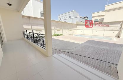 Villa - 5 - 5 for rent in Mahooz - Manama - Capital Governorate