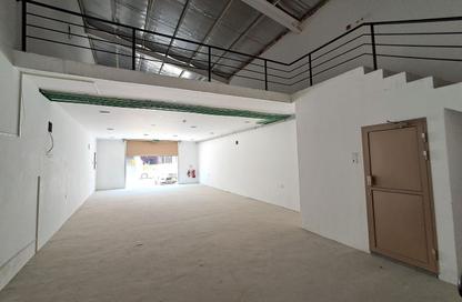 Shop - Studio - 1 Bathroom for rent in Sitra - Central Governorate