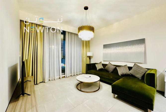 1002990 - Property Image 3