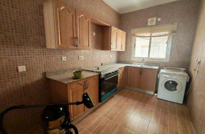 Apartment - 3 - 3 for rent in Seef - Capital Governorate