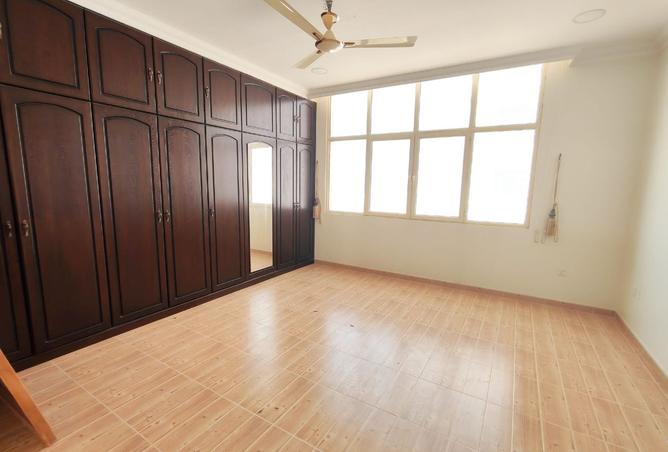 56672038 - Property Image 2
