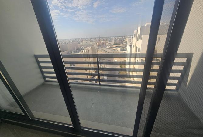 992289 - Property Image 2