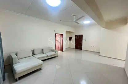Apartment - 2 Bedrooms - 2 Bathrooms for rent in Janabiya - Northern Governorate