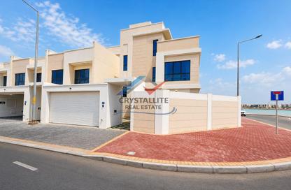 Villa - 4 Bedrooms - 5 Bathrooms for rent in Budaiya - Northern Governorate Villa - 4 Bedrooms - 5 Bathrooms for rent in Budaiya - Northern Governorate