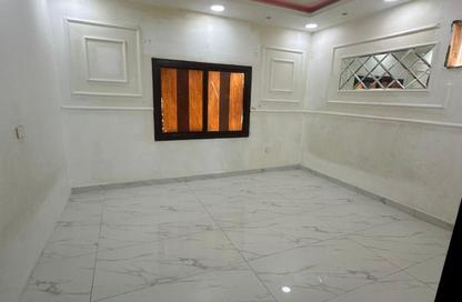 Apartment - 3 Bedrooms - 2 Bathrooms for rent in Tubli - Central Governorate