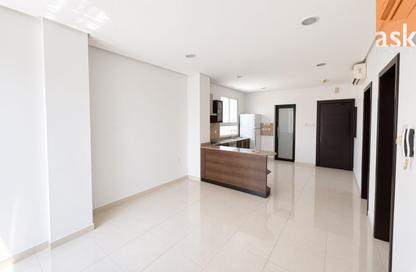 Apartment - 2 Bedrooms - 2 Bathrooms for rent in Janabiya - Northern Governorate