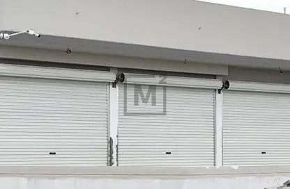 متجر - استوديو للبيع في العكر - المحافظة الوسطى