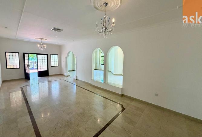55054669 - Property Image 2