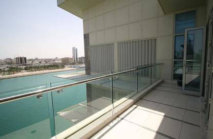 Penthouse - 4 Bedrooms - 5 Bathrooms for rent in Reef Island - Capital Governorate