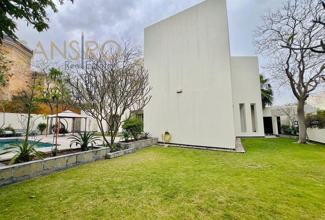 4BR with Private Pool & Garden| Maid & Driver Room - Widok 3