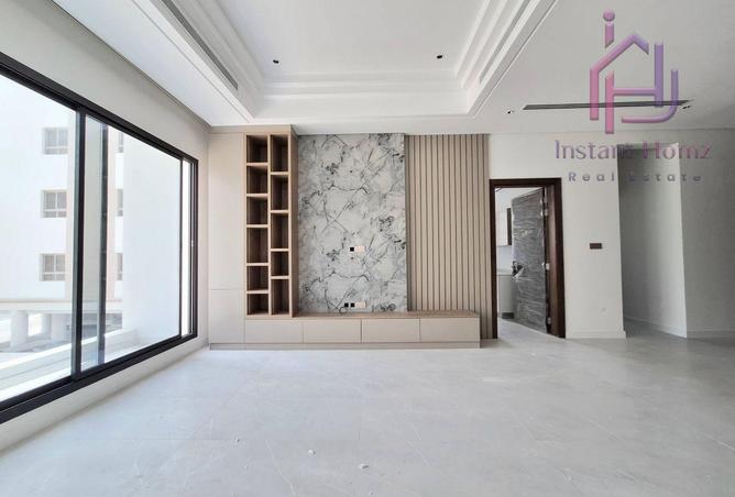 986935 - Property Image 2