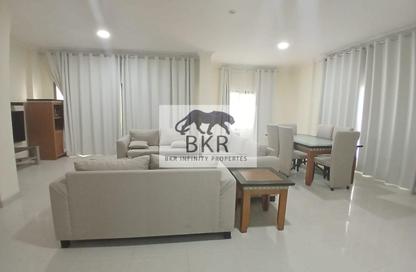 Apartment - 2 Bedrooms - 2 Bathrooms for rent in Al Juffair - Capital Governorate